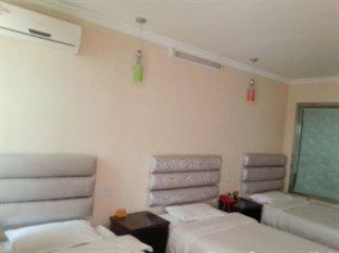 אורומקי Xinhang Hotel מראה חיצוני תמונה
