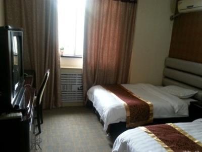 אורומקי Xinhang Hotel מראה חיצוני תמונה